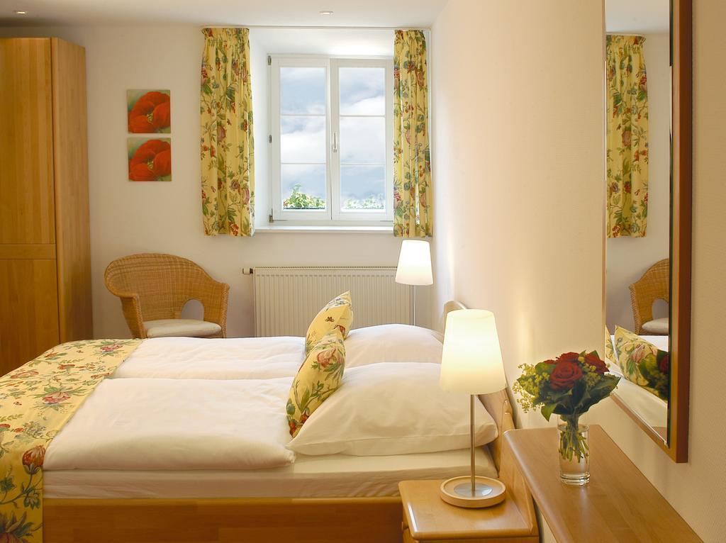 Landgasthof Und Hotel Weisser Lowe Eckental Kamer foto