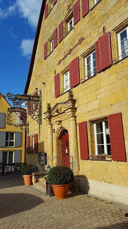 Landgasthof Und Hotel Weisser Lowe Eckental Buitenkant foto
